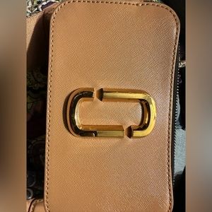 Marc Jacobs Snapshot camera bag! Sun kissed